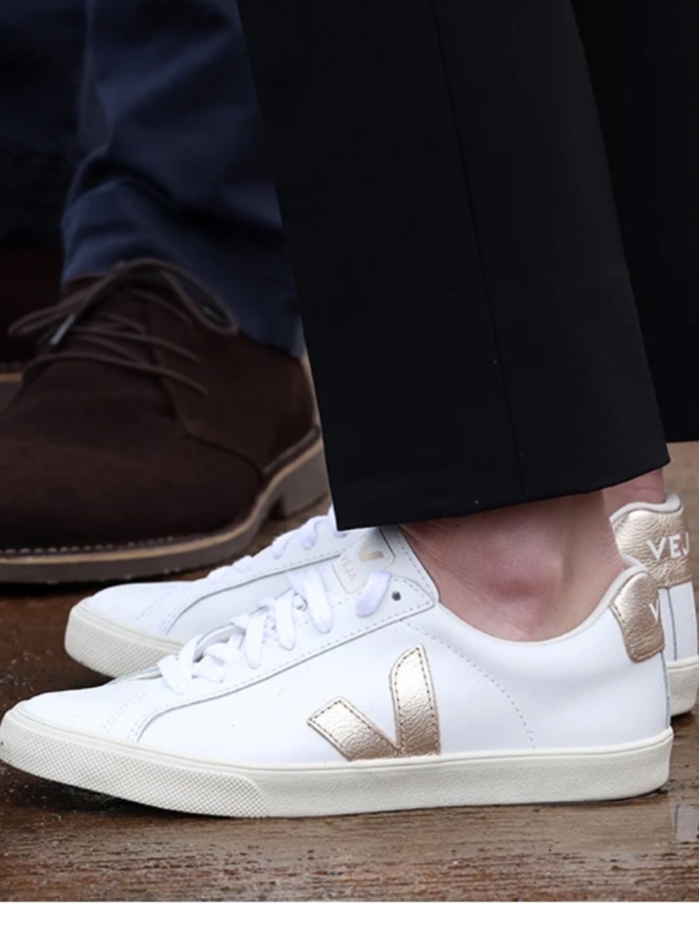 VEJA T2 Esplar Sneakers